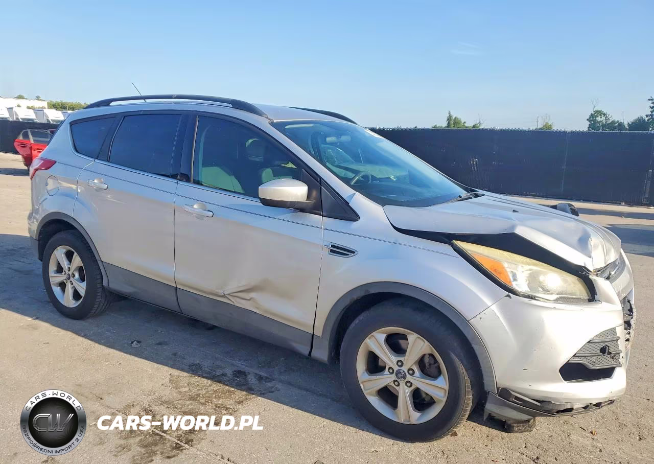 2015 Ford Escape Se VIN:1FMCU0GXXFUA61048 - 4