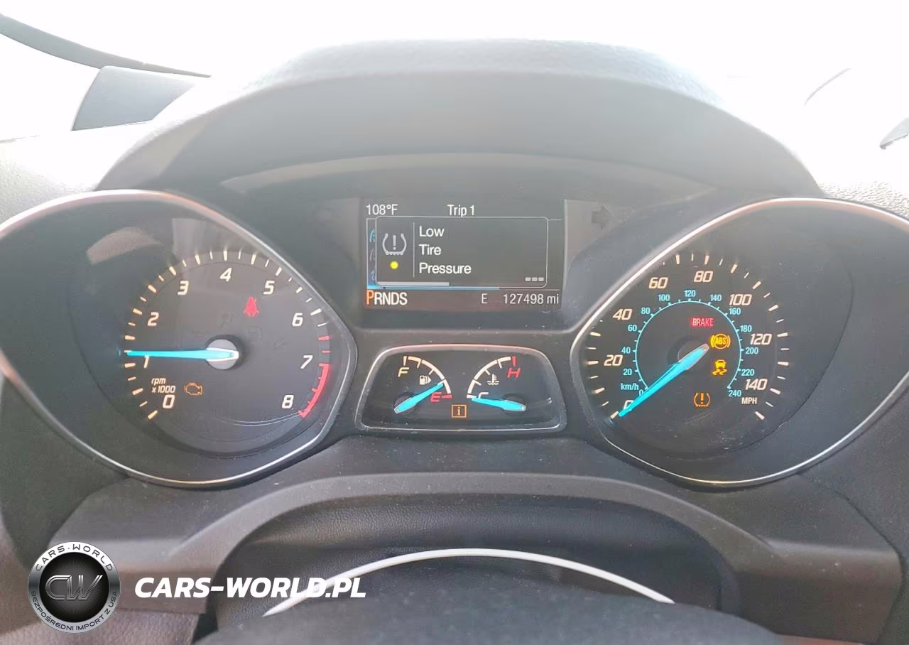 2015 Ford Escape Se VIN:1FMCU0GXXFUA61048 - 9