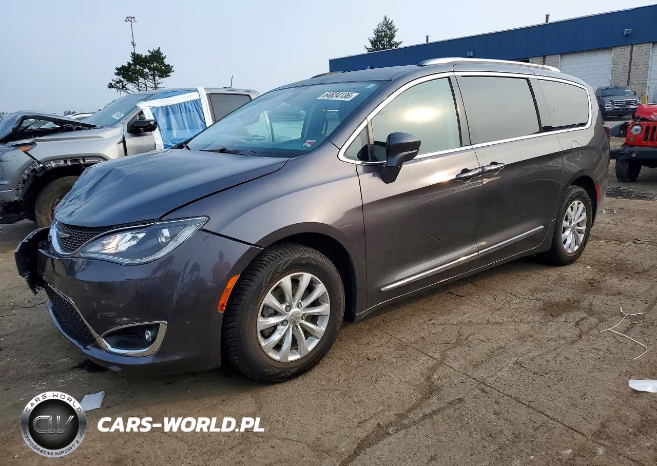2018 Chrysler Pacifica Touring L