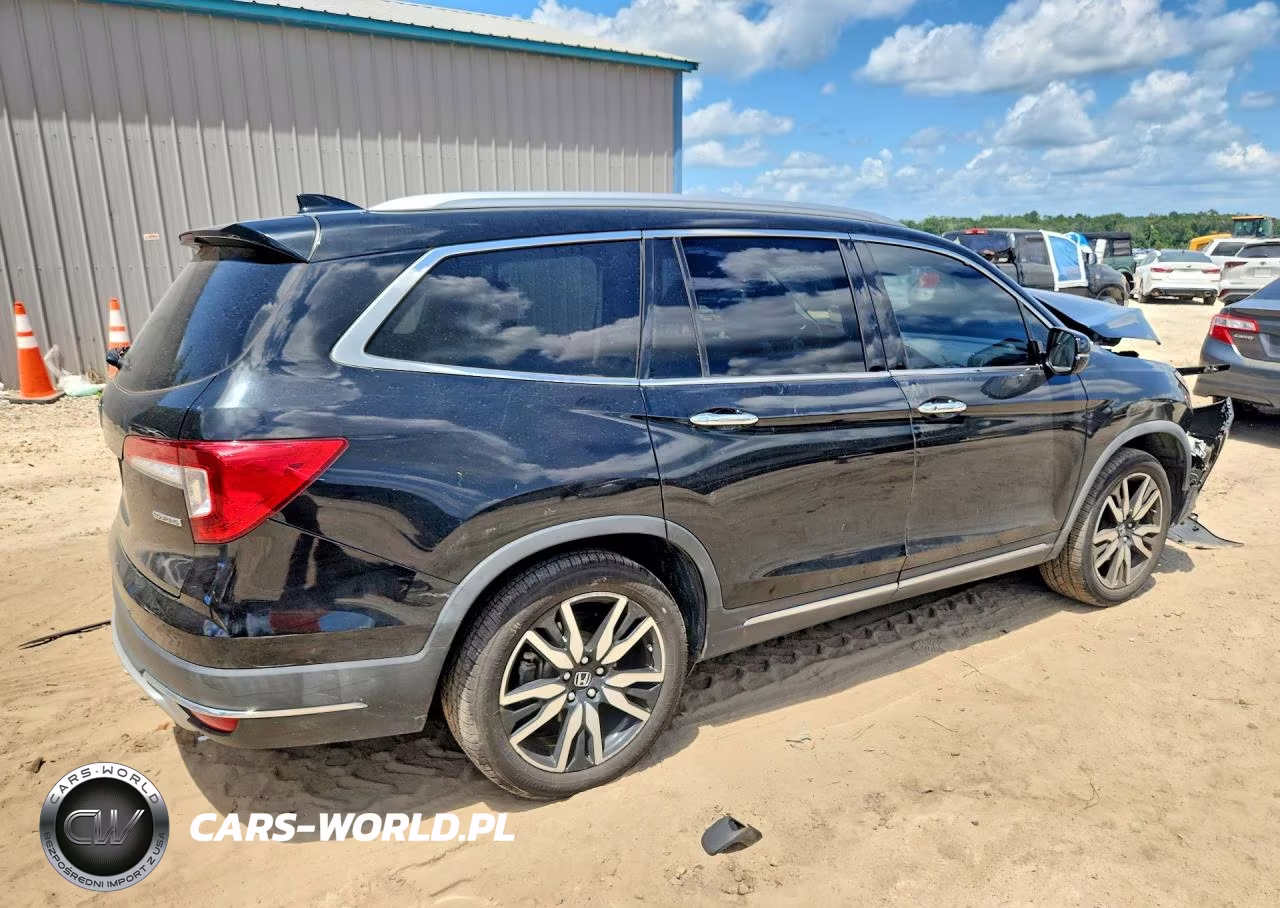 2020 Honda Pilot Touring VIN:5FNYF5H67LB009517 - 3
