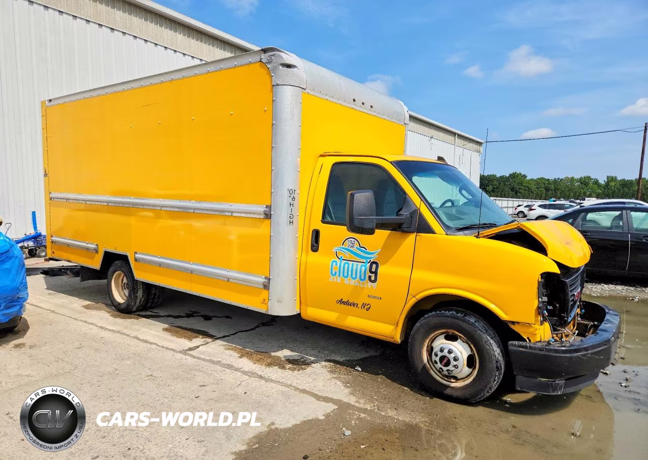2018 GMC Savana 3500 Box Truck VIN:7GZ37TCGXJN900463 - 4