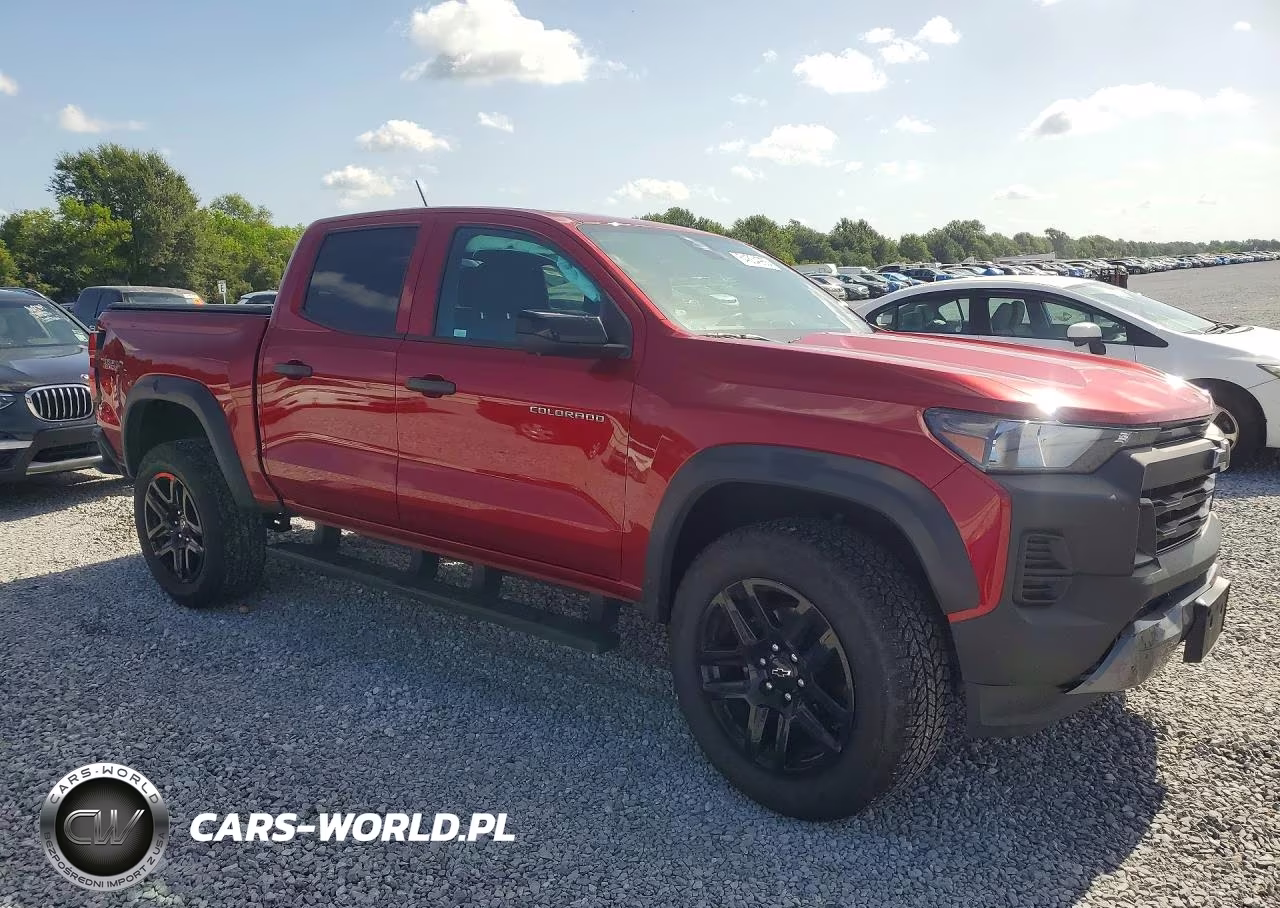 2024 Chevrolet Colorado Trail Boss VIN:1GCPTEEK4R1188817 - 4