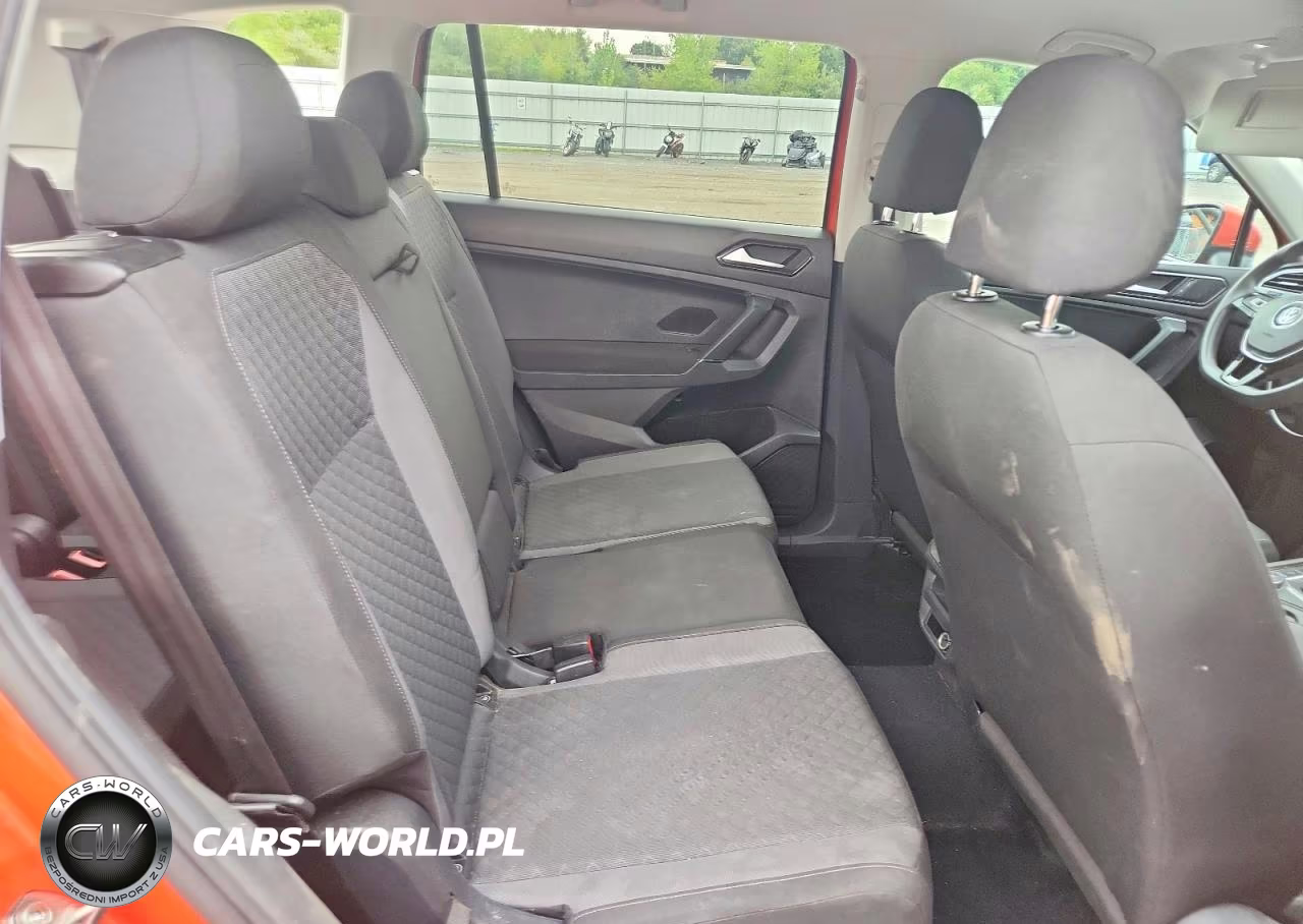 2018 Volkswagen Tiguan S VIN:3VV0B7AX5JM109360 - 11