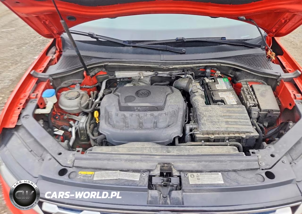 2018 Volkswagen Tiguan S VIN:3VV0B7AX5JM109360 - 12