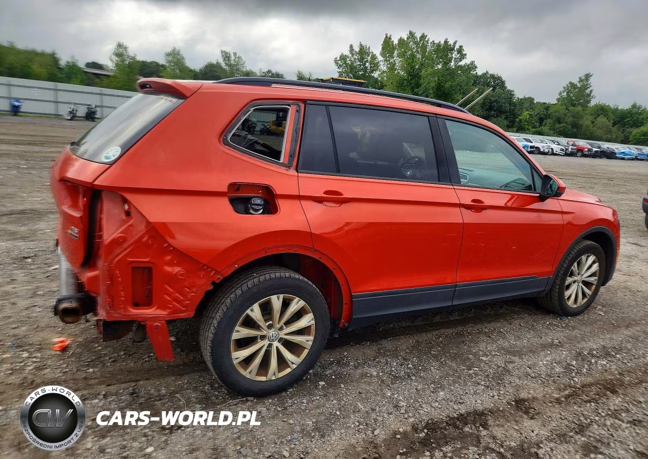 2018 Volkswagen Tiguan S VIN:3VV0B7AX5JM109360 - 3