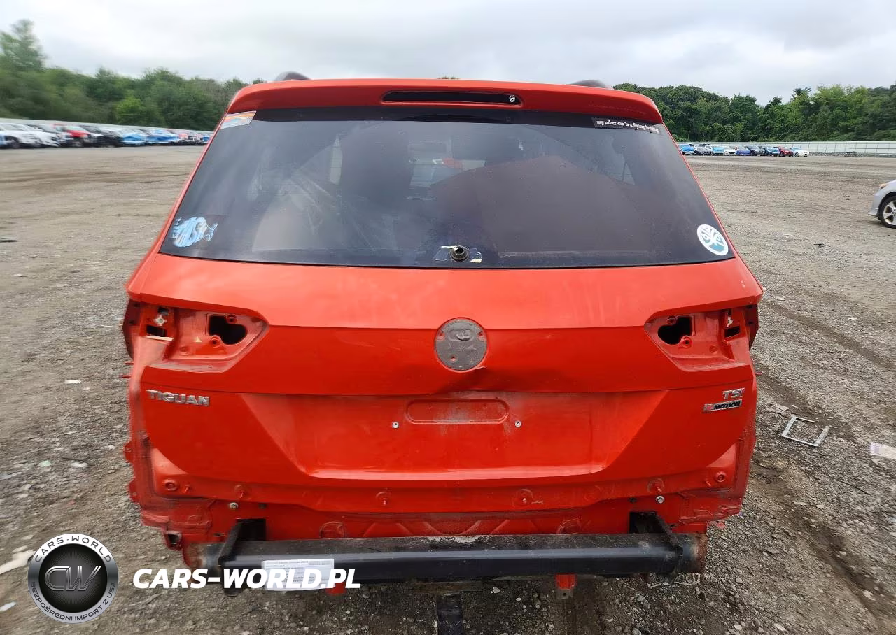 2018 Volkswagen Tiguan S VIN:3VV0B7AX5JM109360 - 6