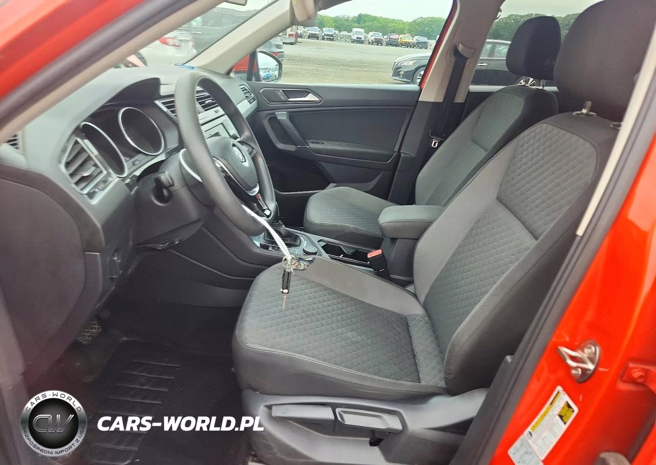 2018 Volkswagen Tiguan S VIN:3VV0B7AX5JM109360 - 7