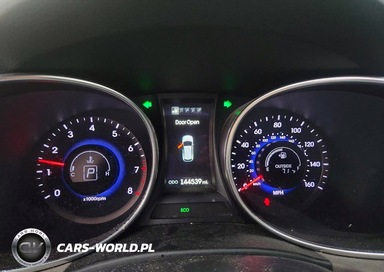 2014 Hyundai Santa Fe Sport 2.0T VIN:5XYZUDLA7EG181395 - 9