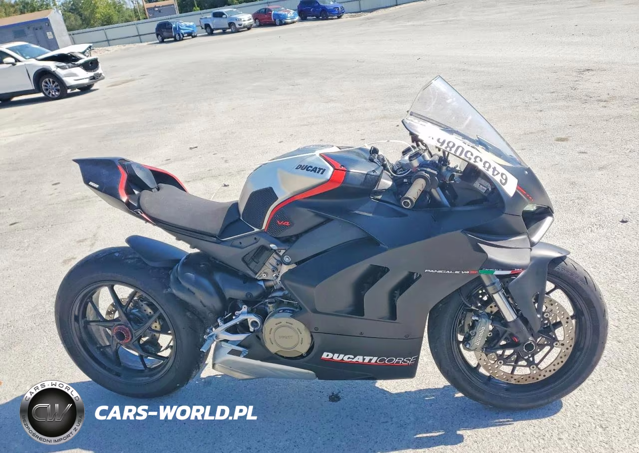2021 Ducati Panigale V4