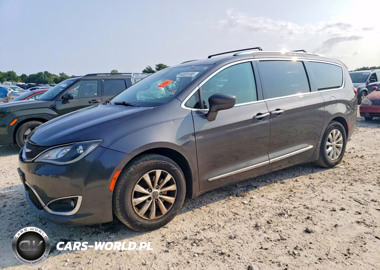 2019 Chrysler Pacifica Touring L