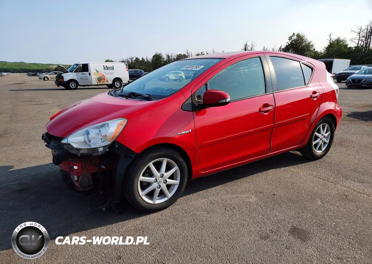 2013 Toyota Prius C Four – zdjęcie 1 z 13