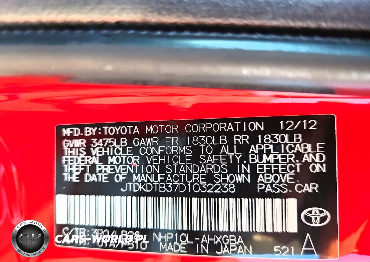 2013 Toyota Prius C Four VIN:JTDKDTB37D1032238 - 13