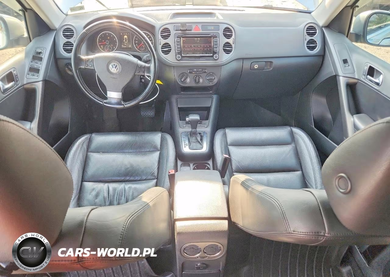 2010 Volkswagen Tiguan S VIN:WVGAV7AX5AW500725 - 8