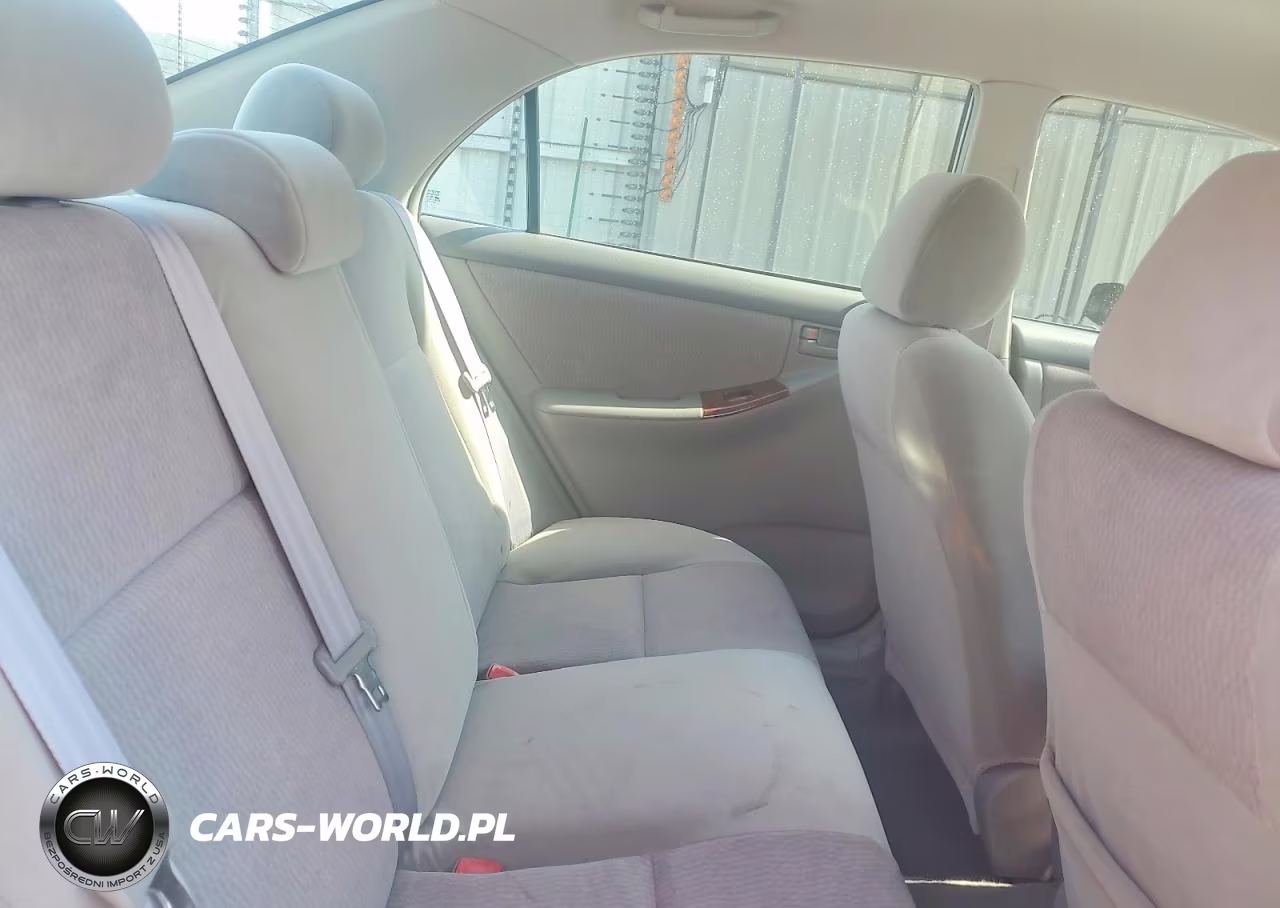 2007 Toyota Corolla Le VIN:1NXBR32E57Z870611 - 10