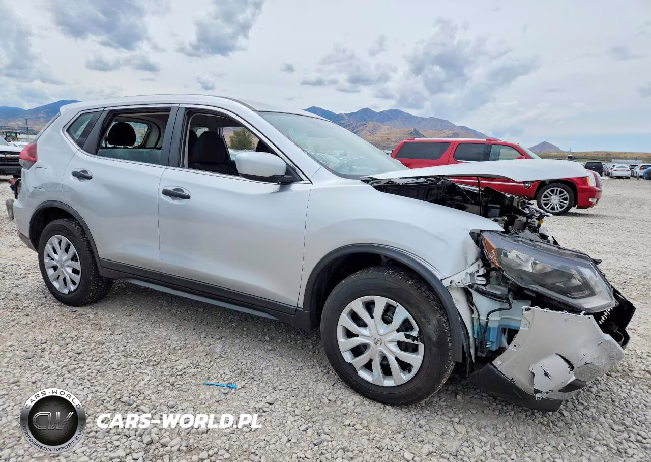2018 Nissan Rogue S VIN:KNMAT2MV2JP521338 - 4