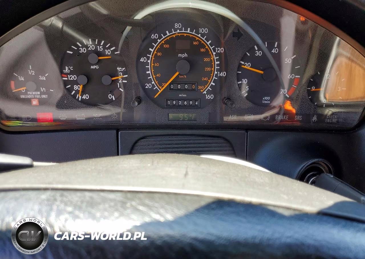 1993 Mercedes-Benz 500 Sec VIN:WDBGA70E2PA120580 - 9