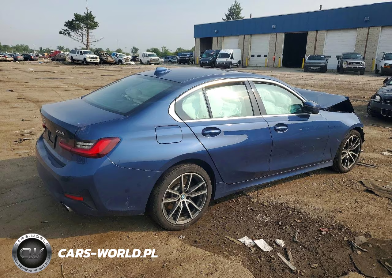 2022 BMW 330Xi VIN:3MW5R7J09N8C39771 - 3