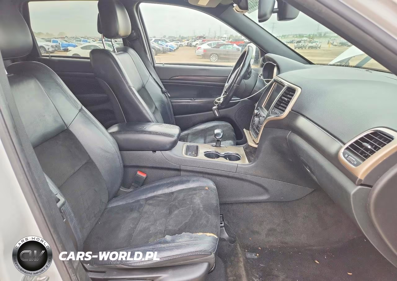 2015 Jeep Grand Cherokee Laredo VIN:1C4RJFAG2FC637398 - 7