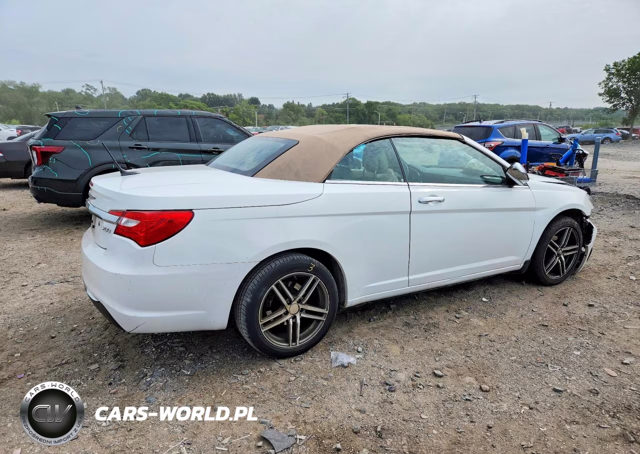 2011 Chrysler 200 Limited VIN:1C3BC7EG0BN600137 - 3