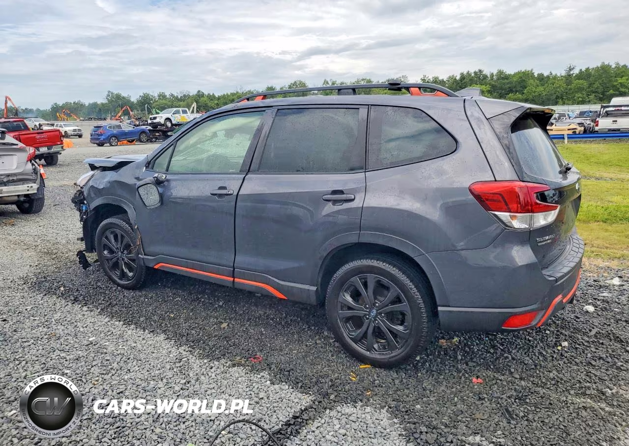 2023 Subaru Forester Sport VIN:JF2SKAJC3PH450398 - 2