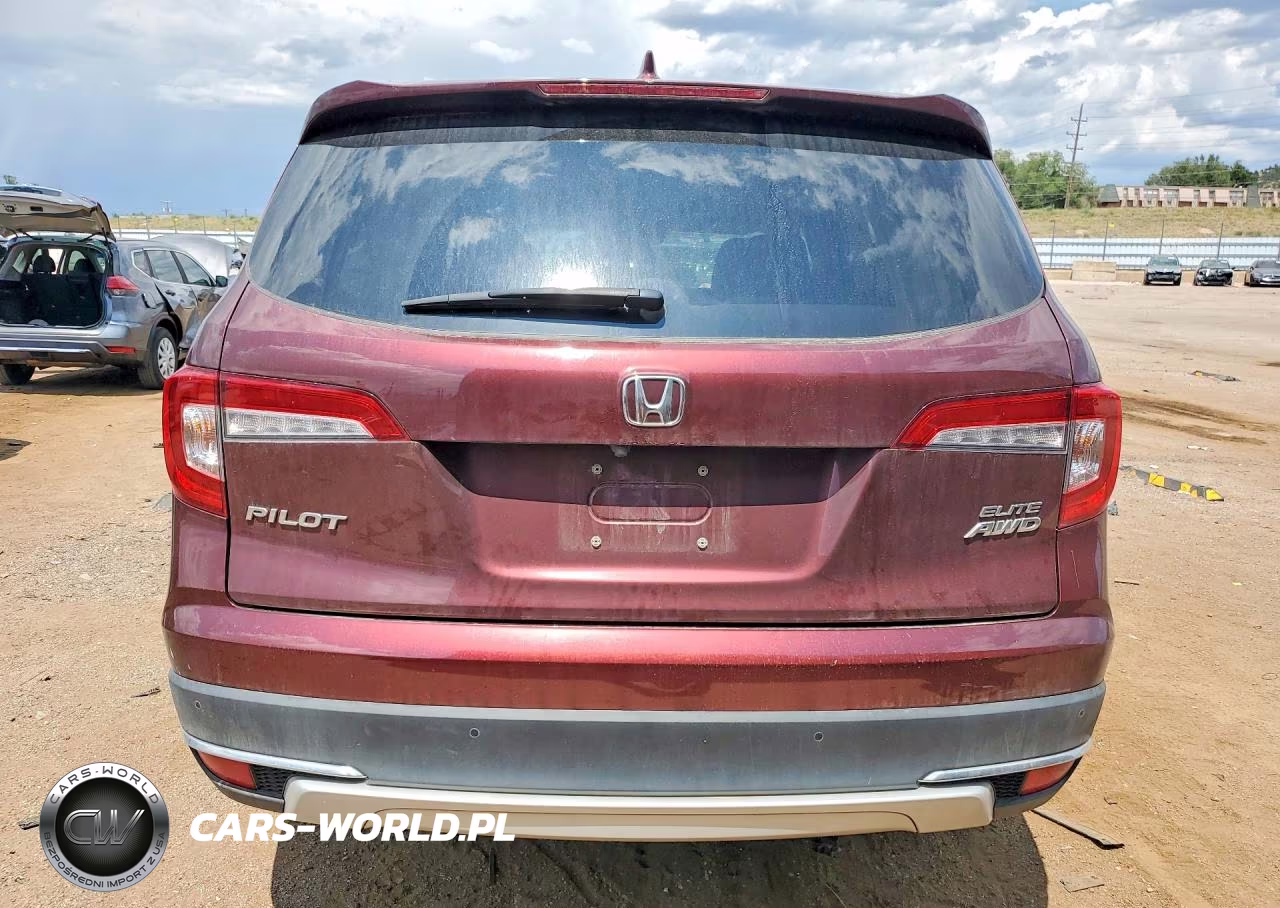 2021 Honda Pilot Elite VIN:5FNYF6H0XMB074851 - 6