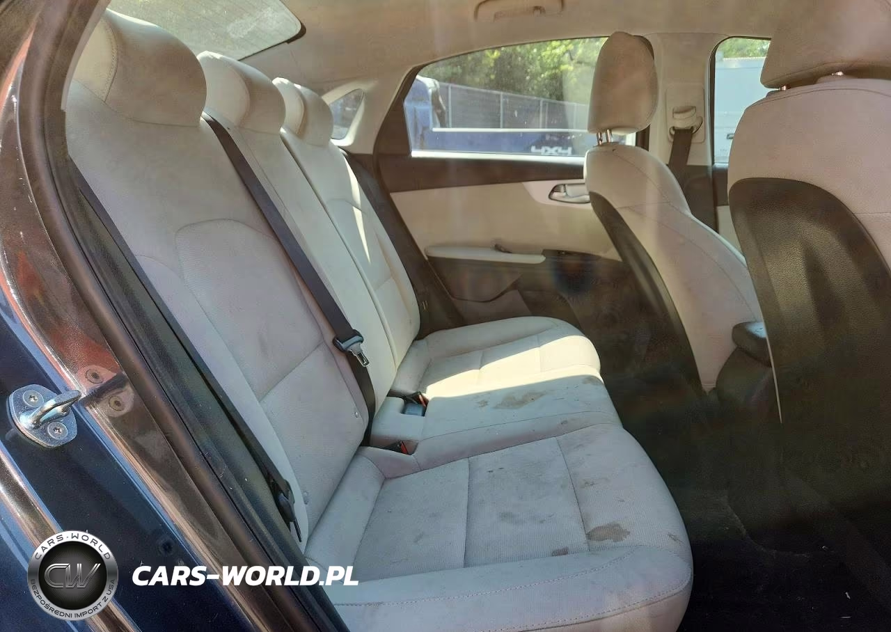 2023 Kia Forte Lxs VIN:3KPF24ADXPE567640 - 10