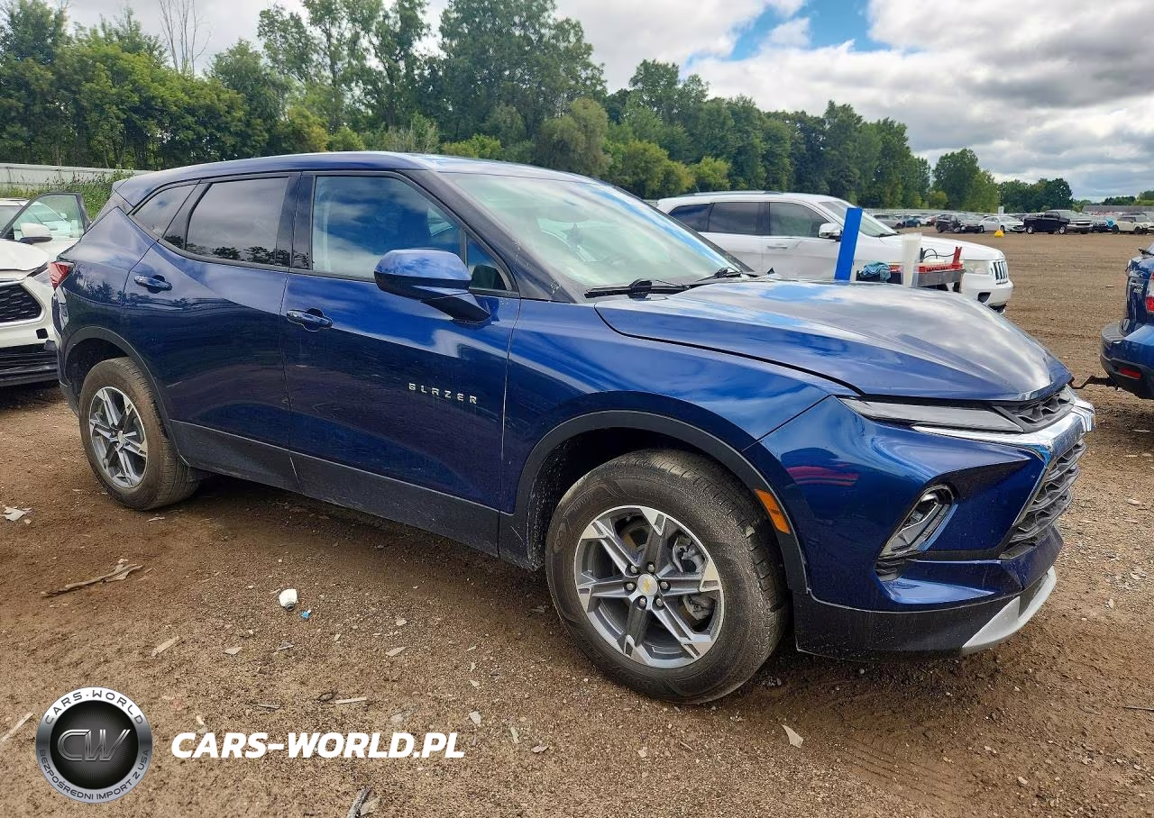 2023 Chevrolet Blazer 2Lt VIN:3GNKBCR47PS100276 - 4