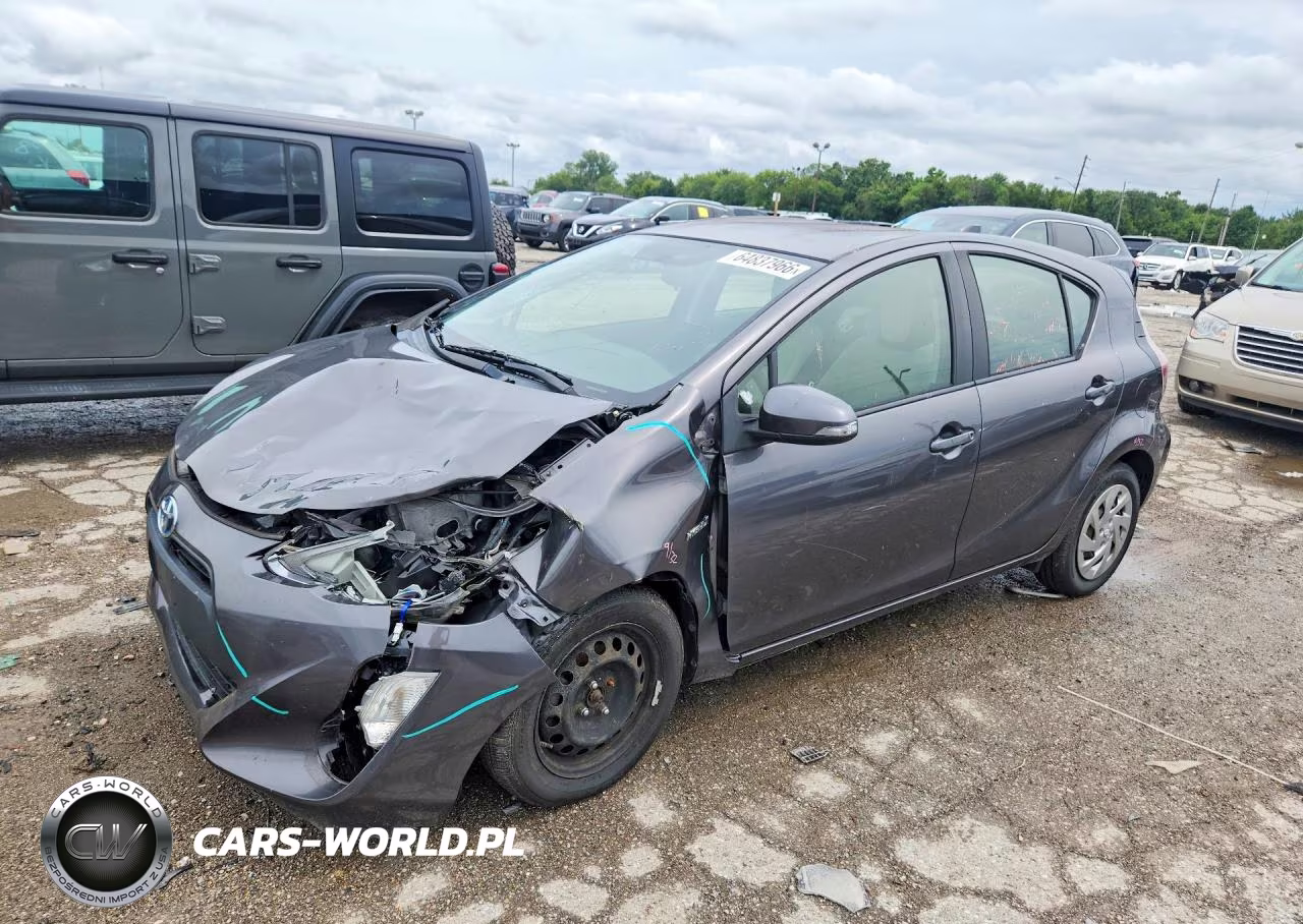2016 Toyota Prius C One