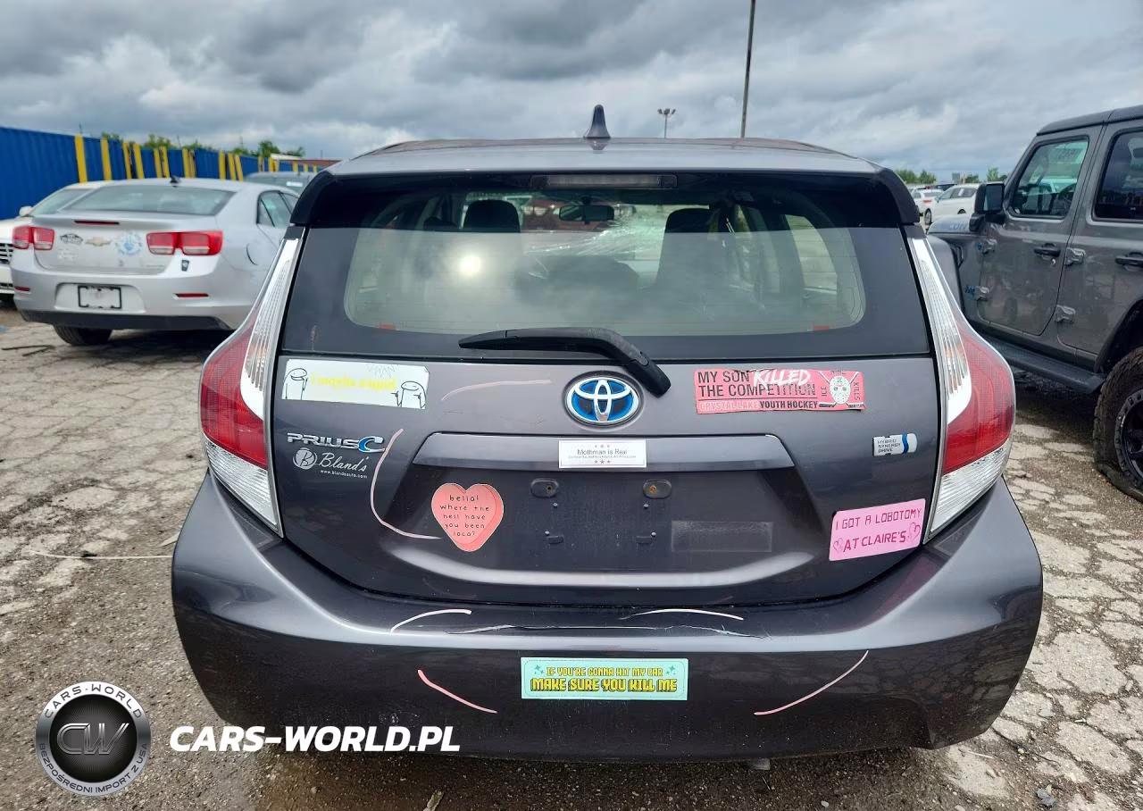 2016 Toyota Prius C One VIN:JTDKDTB30G1133772 - 6
