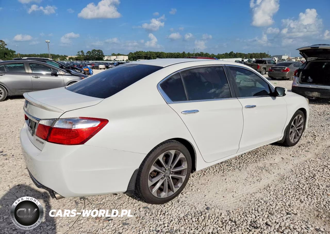 2015 Honda Accord Sport VIN:1HGCR2F5XFA139459 - 3