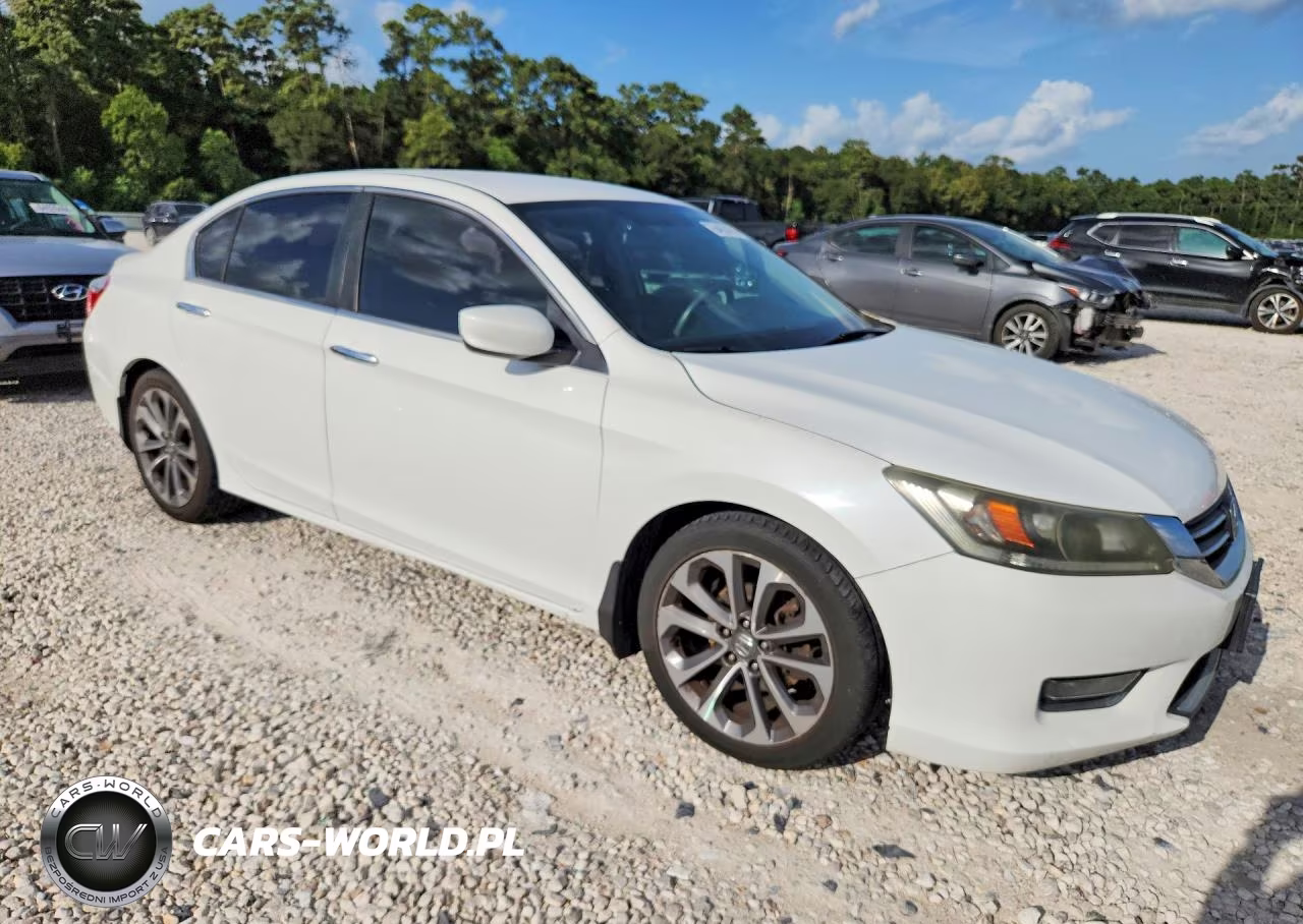 2015 Honda Accord Sport VIN:1HGCR2F5XFA139459 - 4