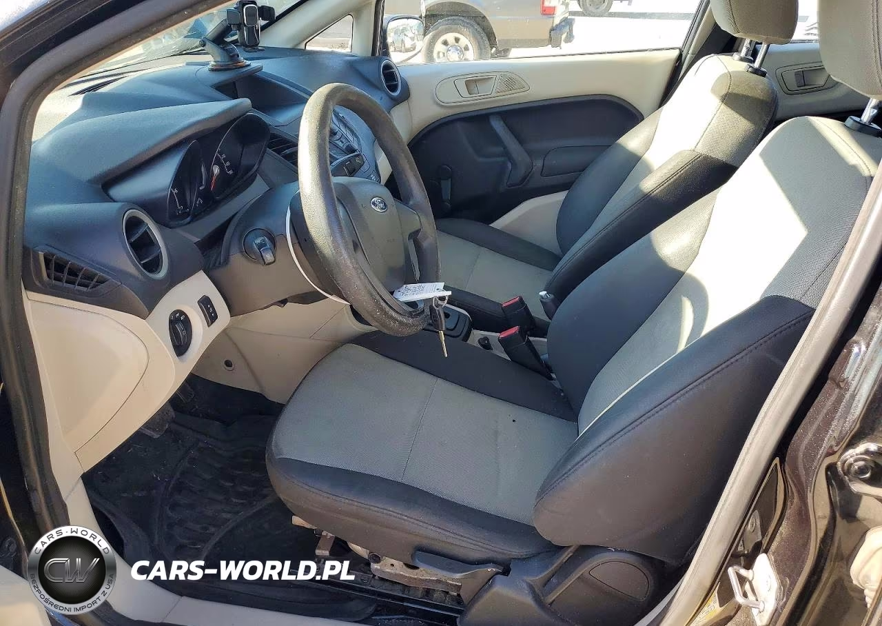 2013 Ford Fiesta S VIN:3FADP4TJ8DM226580 - 7