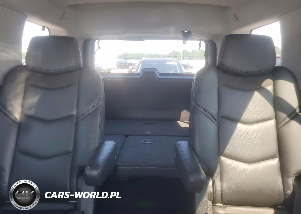 2019 Cadillac Escalade Premium Luxury VIN:1GYS3CKJ2KR385240 - 10