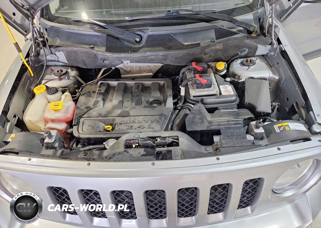 2016 Jeep Patriot Sport VIN:1C4NJRBB0GD753147 - 12