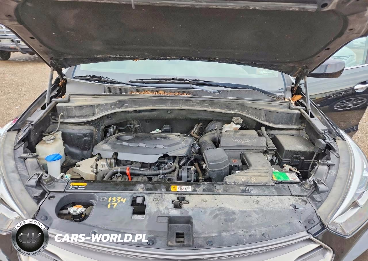 2017 Hyundai Santa Fe Sport 2.4L VIN:5NMZUDLB4HH015760 - 12