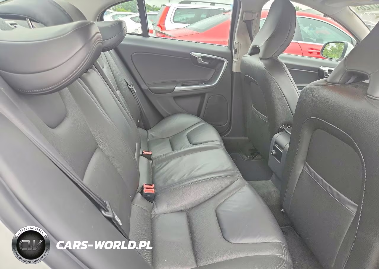 2012 Volvo S60 T5 VIN:YV1622FS3C2039239 - 10
