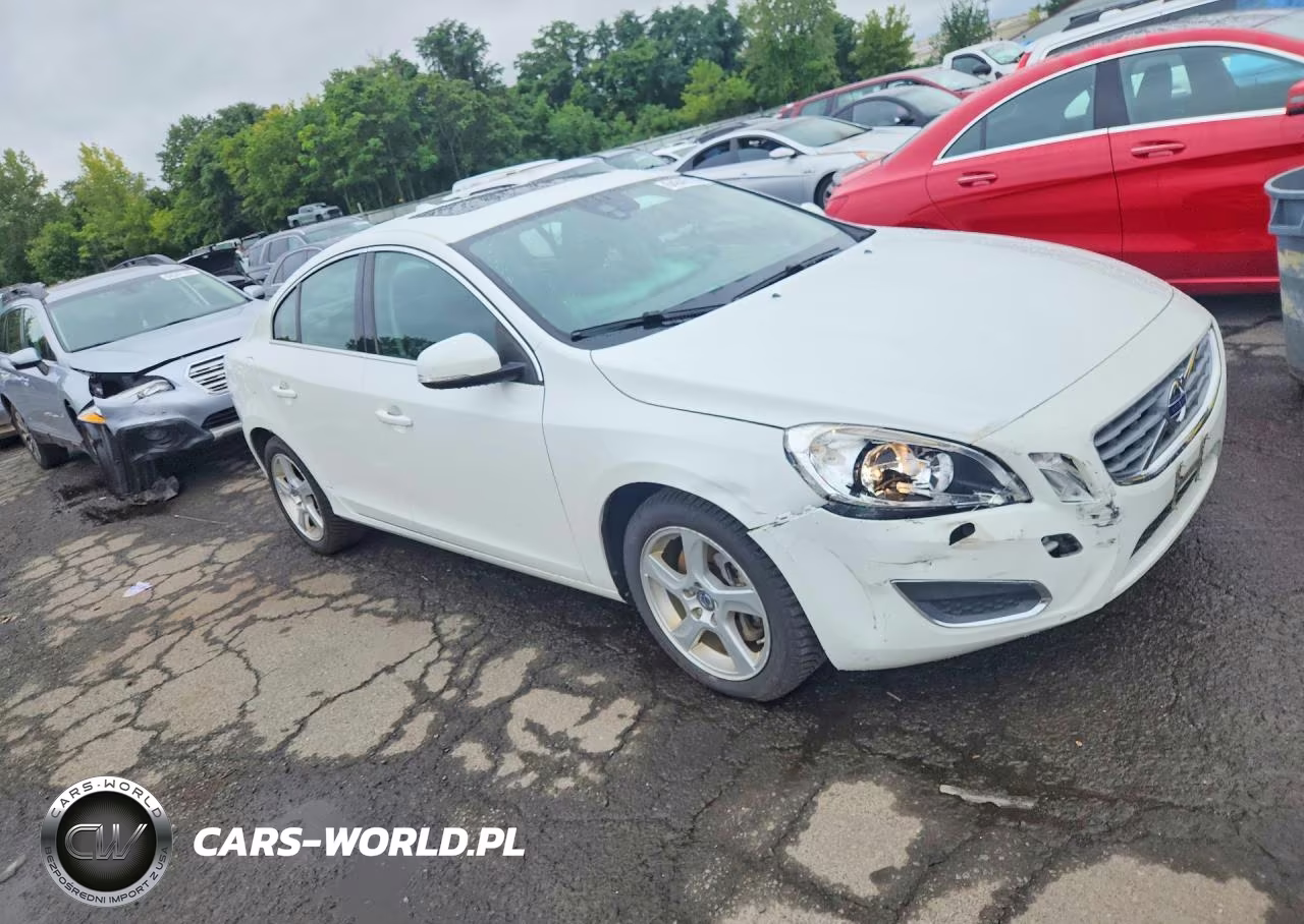 2012 Volvo S60 T5 VIN:YV1622FS3C2039239 - 4