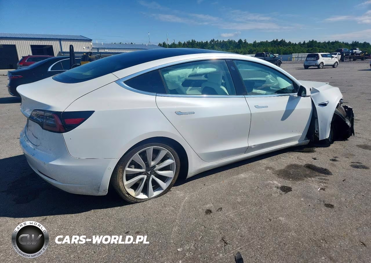 2020 Tesla Model 3 VIN:5YJ3E1EB4LF513580 - 3