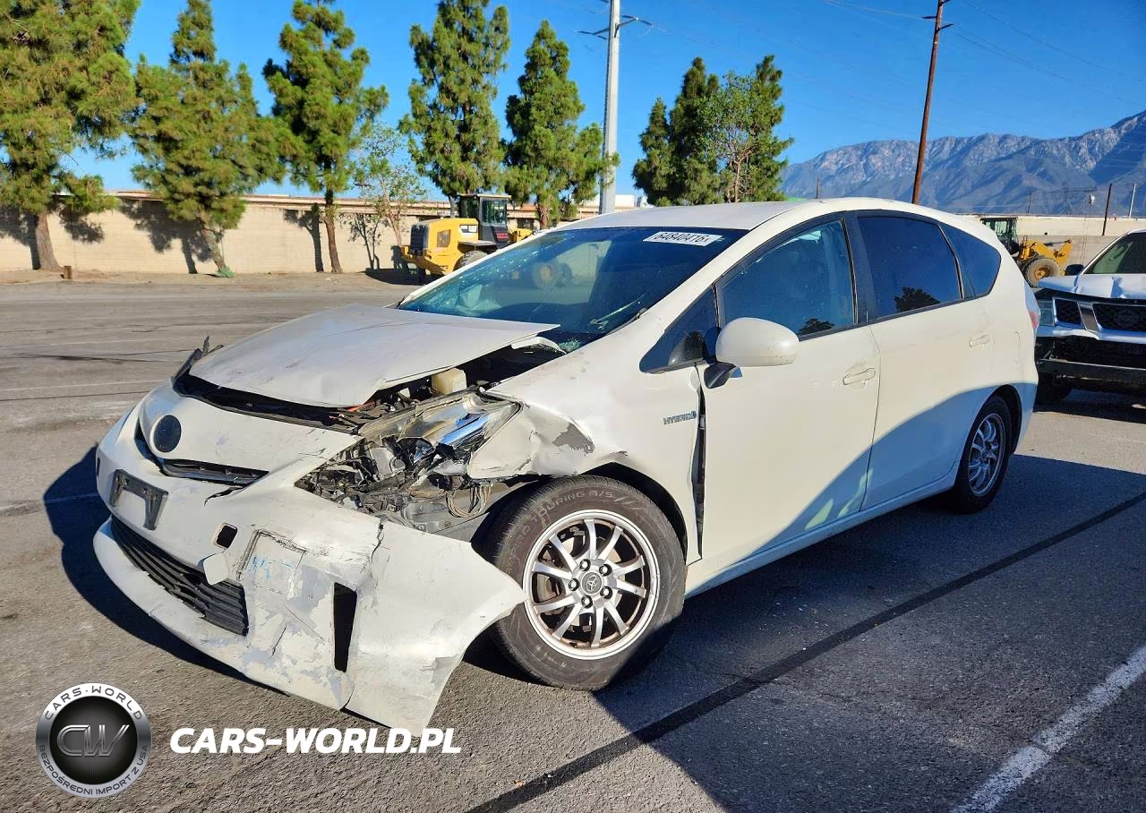 2012 Toyota Prius V Three – zdjęcie 1 z 13