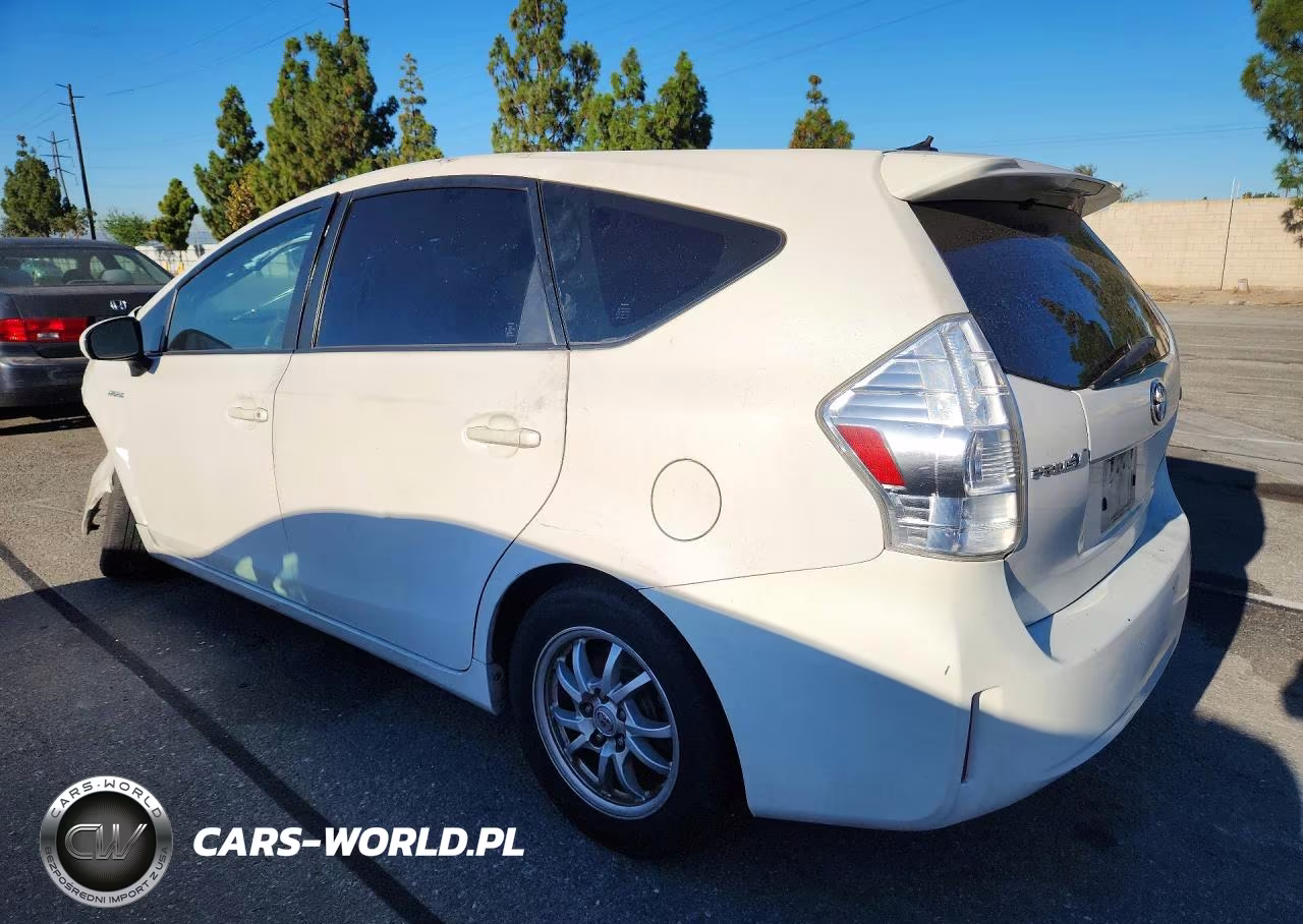 2012 Toyota Prius V Three VIN:JTDZN3EU8C3045051 - 2