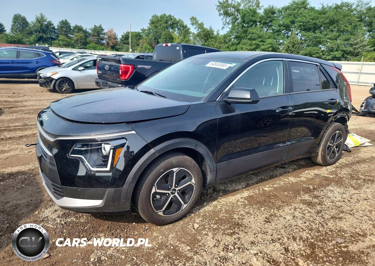 2026 Kia Niro Lx VIN:KNDCP3LE9T5345715 - 1