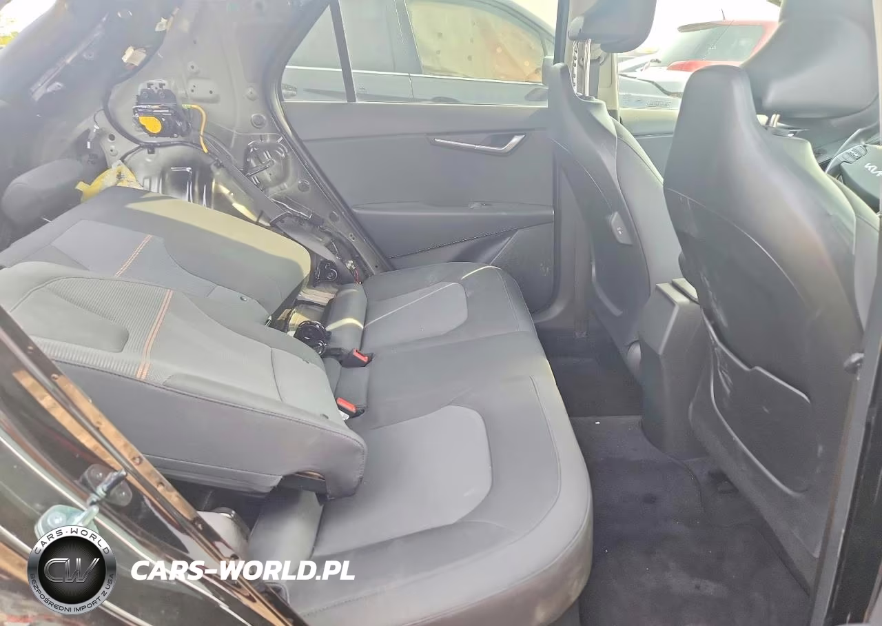 2026 Kia Niro Lx VIN:KNDCP3LE9T5345715 - 10