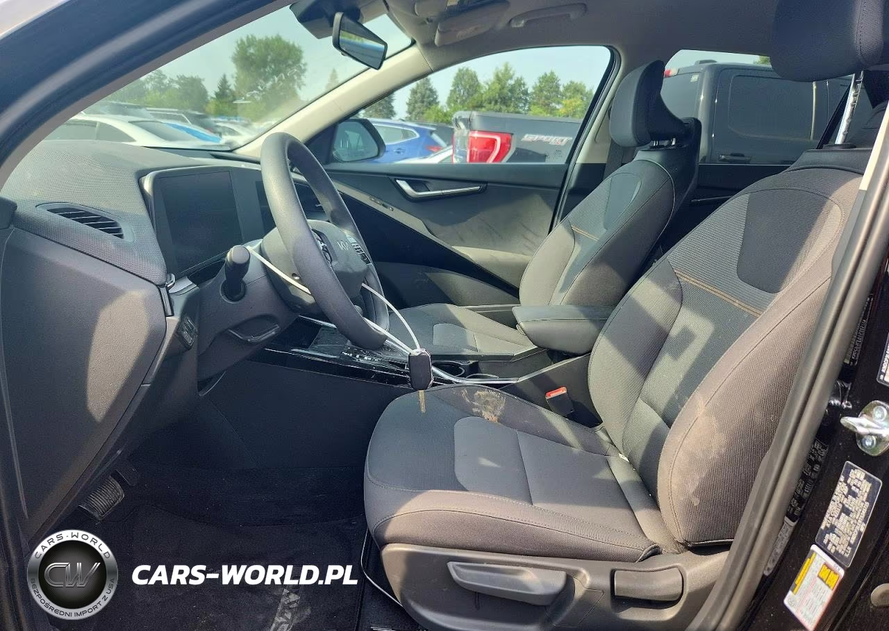 2026 Kia Niro Lx VIN:KNDCP3LE9T5345715 - 7
