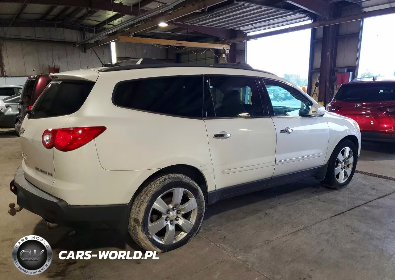 2011 Chevrolet Traverse Ltz VIN:1GNKRLED6BJ350846 - 3