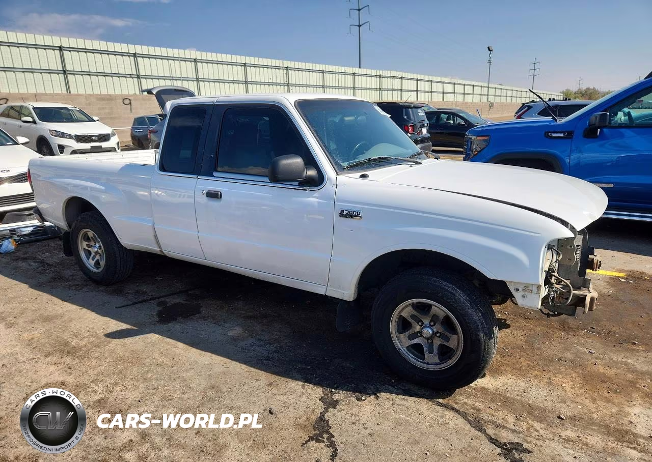 2000 Mazda B3000 Troy Lee Edition VIN:4F4YR16V7YTM28389 - 4