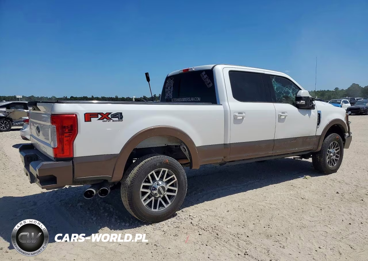 2017 Ford F350 Super Duty VIN:1FT8W3BTXHEB28612 - 3