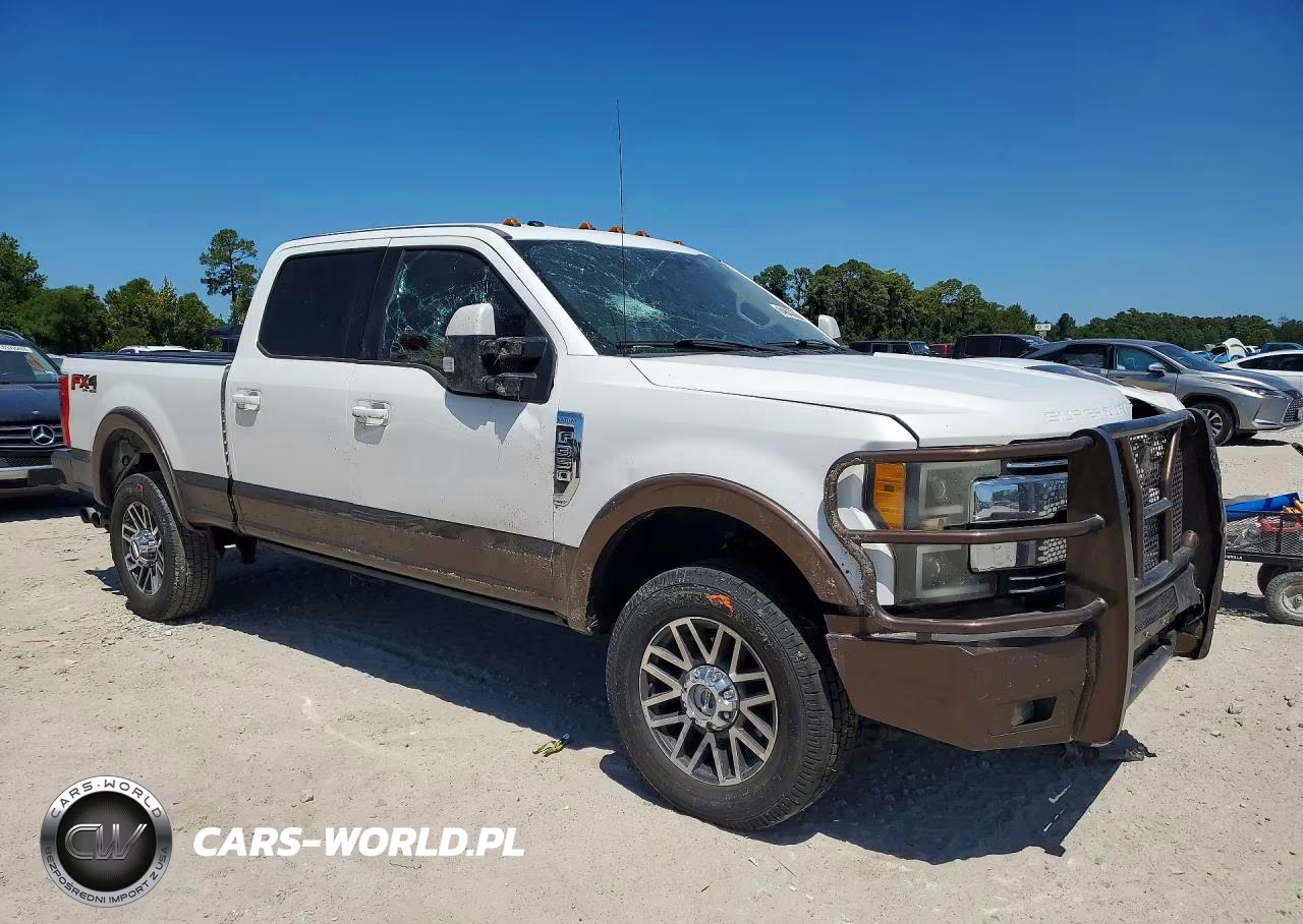 2017 Ford F350 Super Duty VIN:1FT8W3BTXHEB28612 - 4