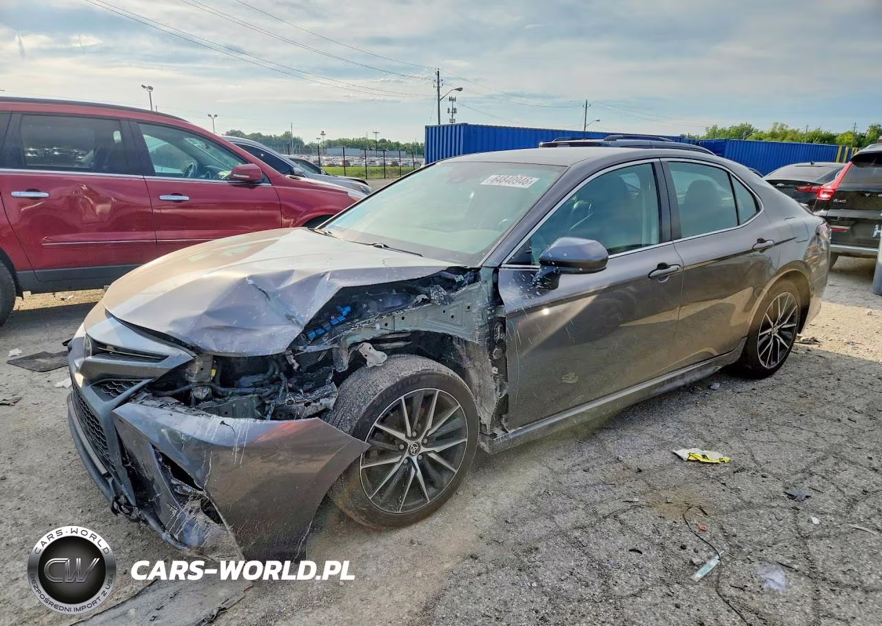 2021 Toyota Camry Se – zdjęcie 1 z 12