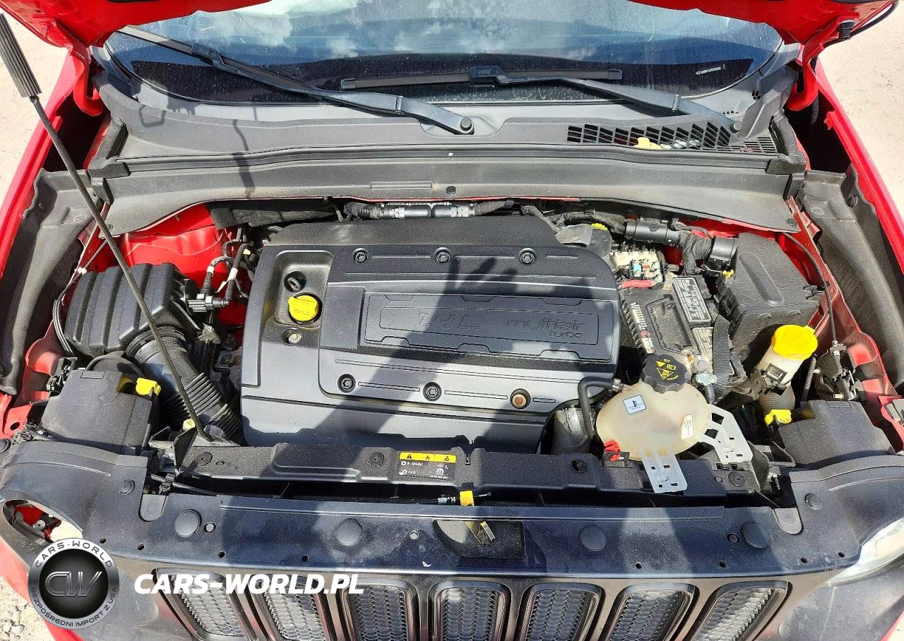 2018 Jeep Renegade Latitude VIN:ZACCJABH1JPH33320 - 11