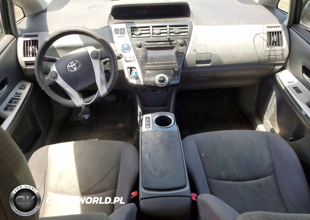2014 Toyota Prius V Two VIN:JTDZN3EUXE3357018 - 8